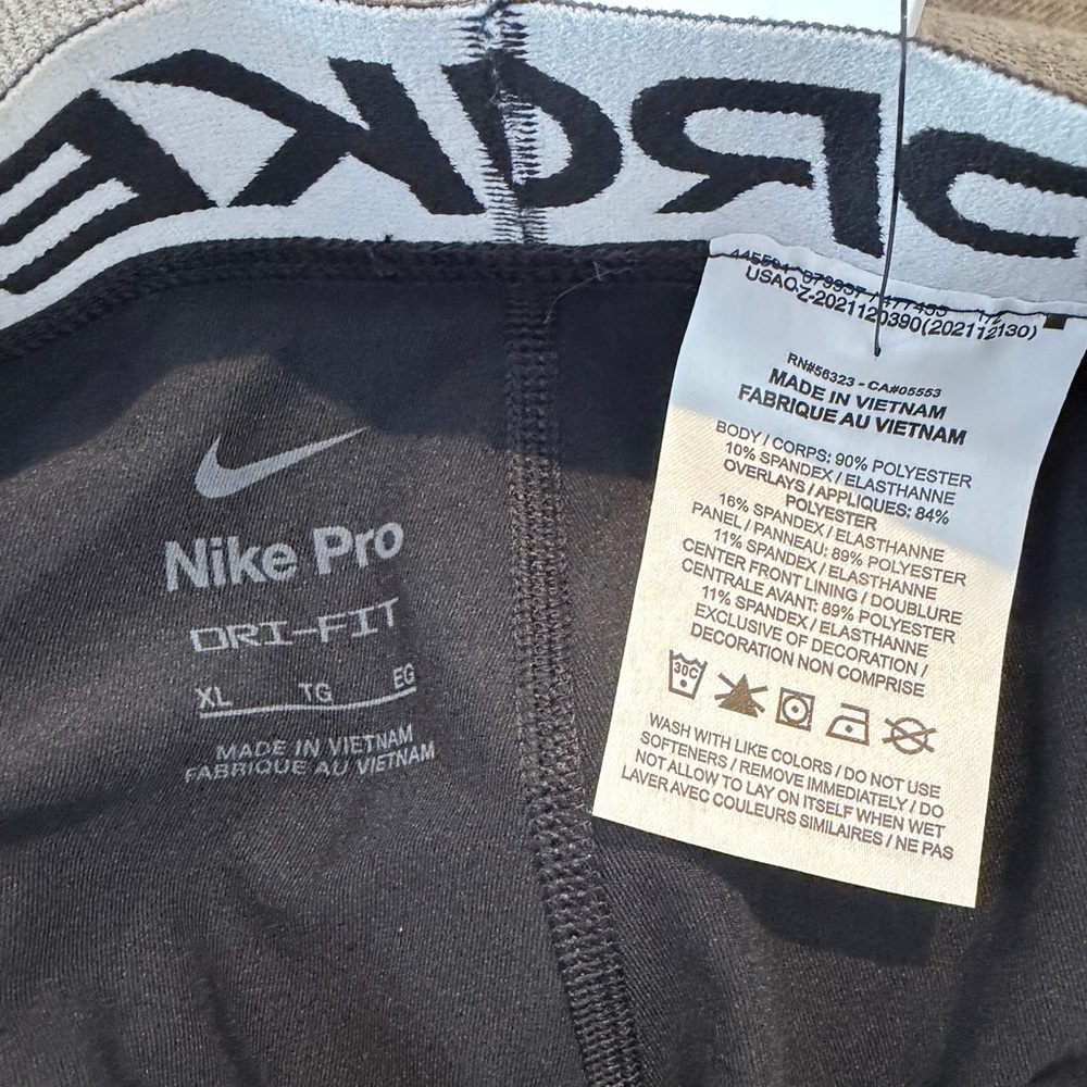 Nike Pro Dri-FIT Kids XL Black Compression Leggings NWT Athletic - Picture 7 of 7